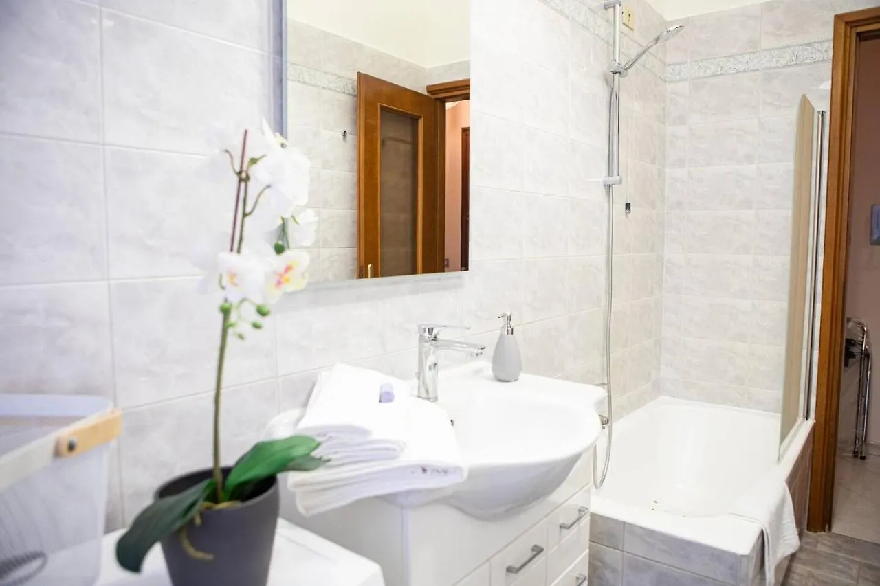 דירה מילאנו Delightful Shanti Home